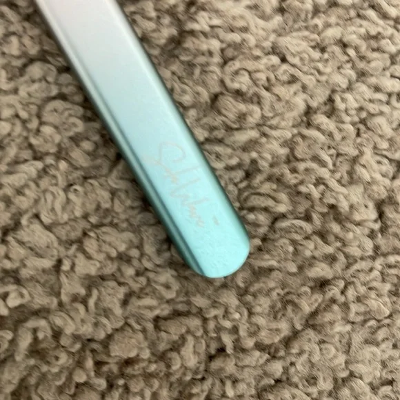 SolaWave Advanced Skincare Wand - Pink and Blue - Picture 5 of 5
